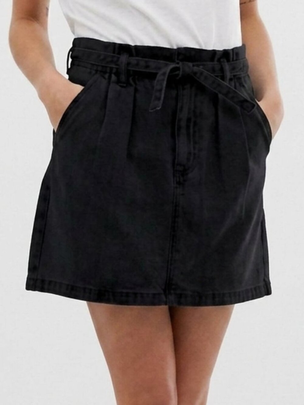 HOLLISTER Ultra High Rise Skirt Black Denim Jean High Waisted Paper Bag Mini 9